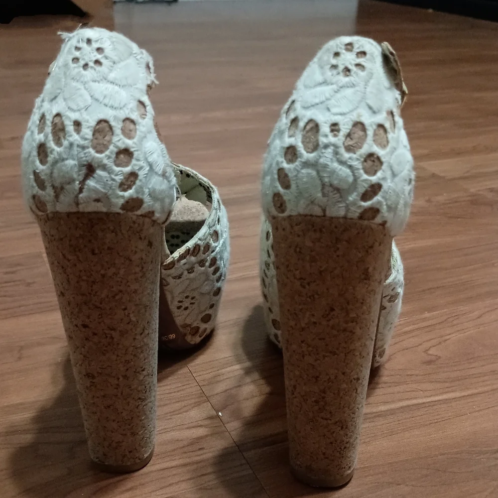 Jessica Simpson DANY White Lace Cork Platform Heels 6